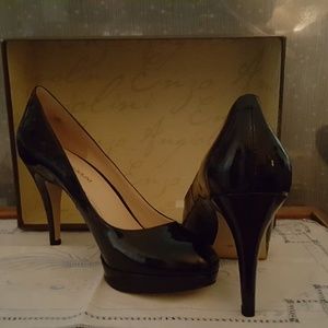7.5 M Enzo Angiolini Beautiful Black Pat Heels